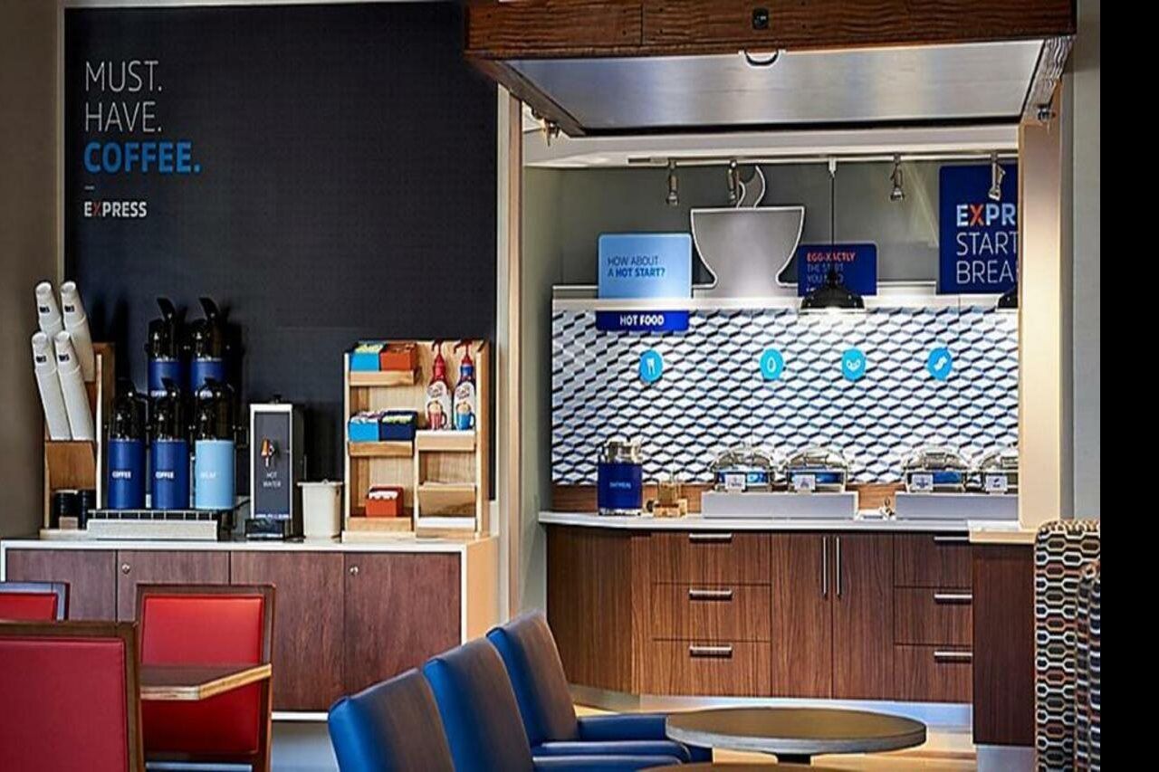 Holiday Inn Express And Suites Liberal Luaran gambar